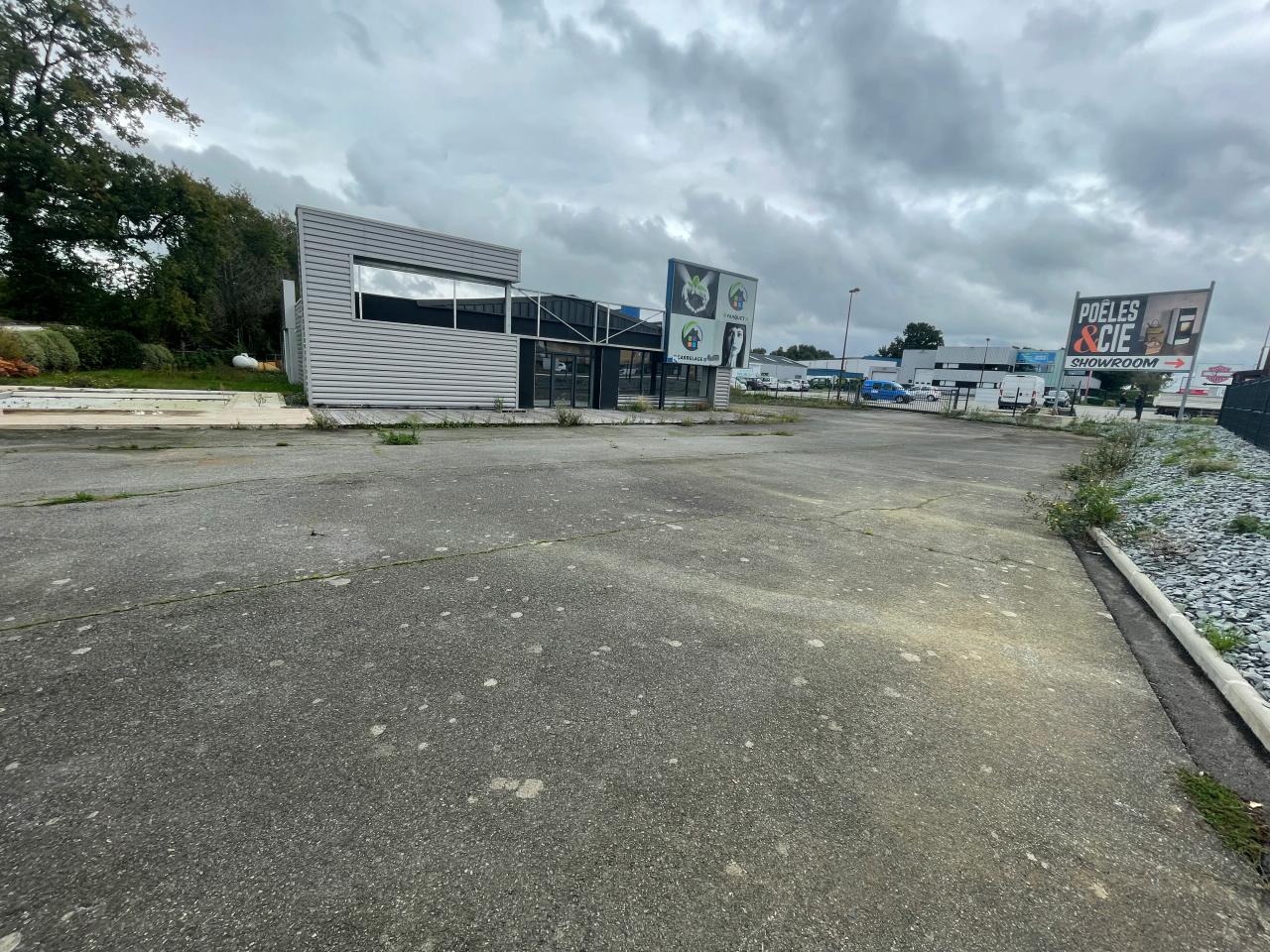 Local d'activité La Mézière 630m² Location local d'activité La Mézière Ille-et-Vilaine OLACT2426533 0